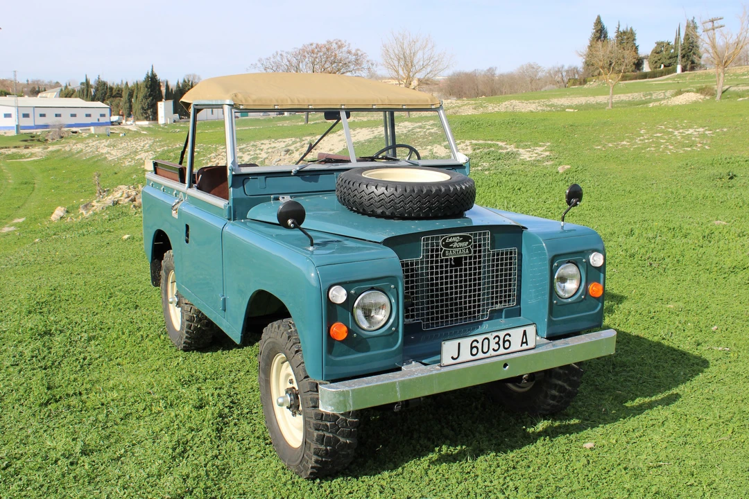 1973 Land Rover Series II/IIA 88 - Image 2 of 2