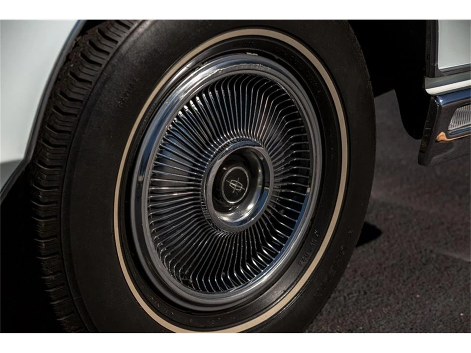 1973 Lincoln Continental 5th Gen - Image 20 of 31