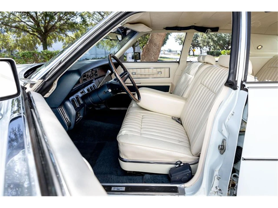 1973 Lincoln Continental 5th Gen - Image 22 of 31