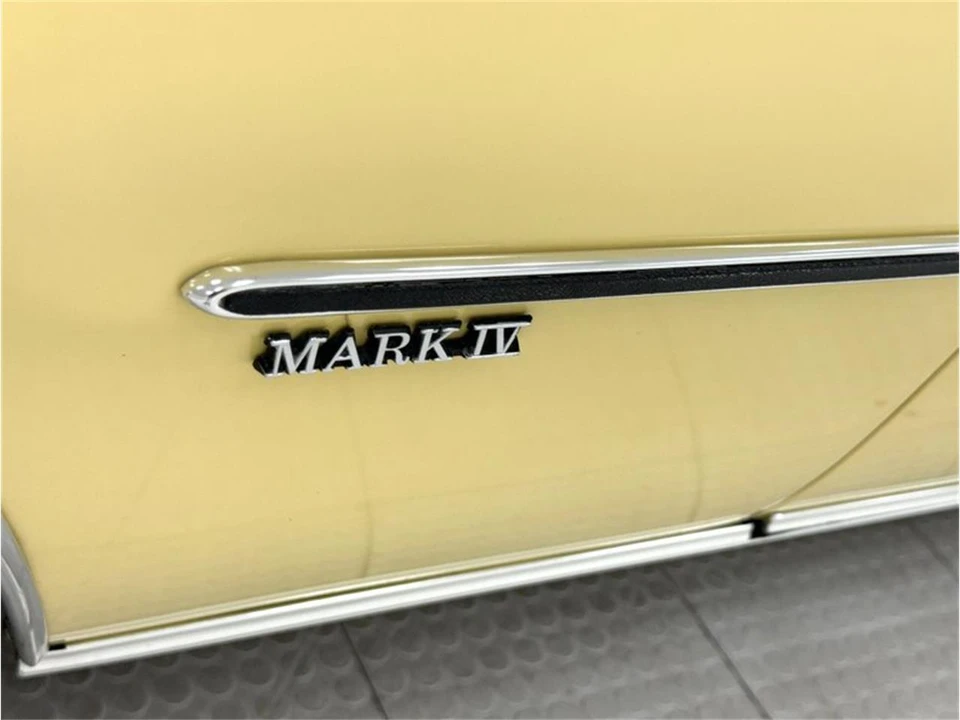 1973 Lincoln Continental 5th Gen - Image 12 of 31