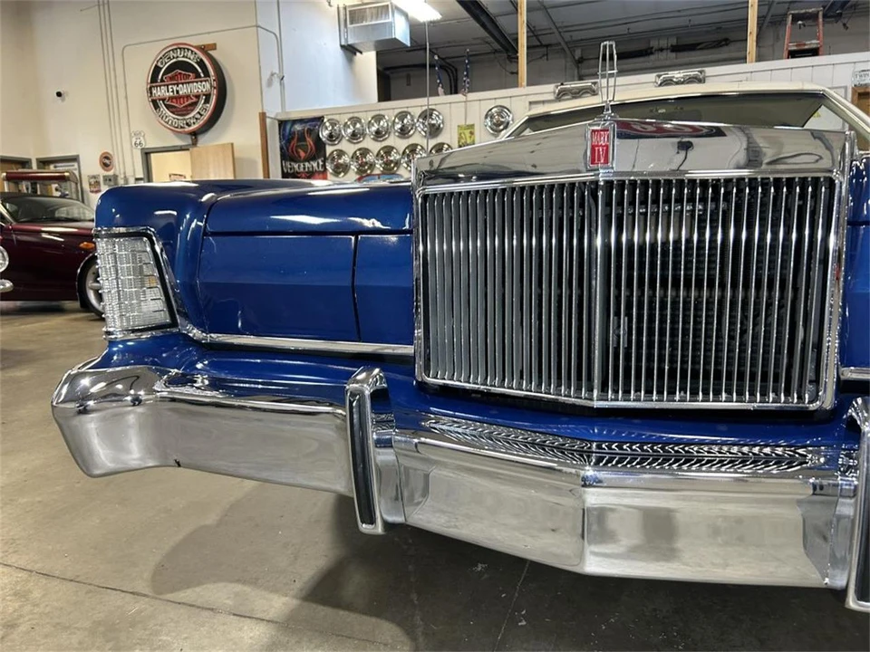 1973 Lincoln Continental 5th Gen - Image 13 of 31
