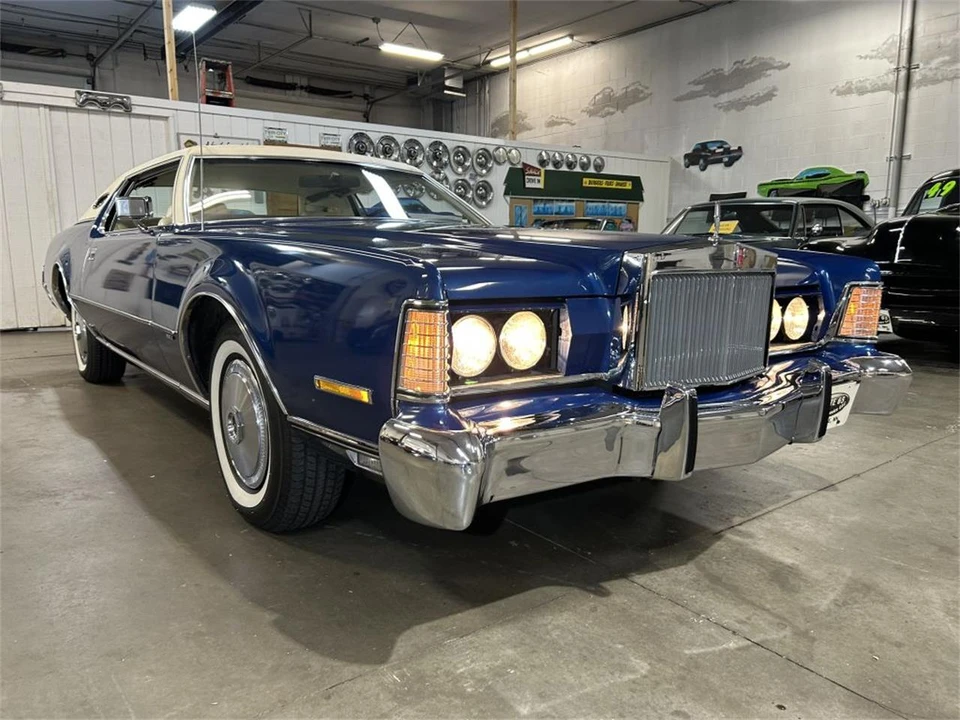 1973 Lincoln Continental 5th Gen - Image 4 of 31