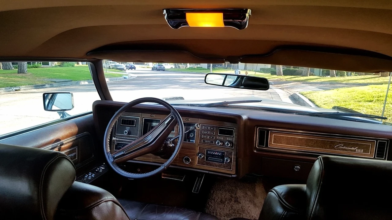 1973 Lincoln Continental 5th Gen - Image 15 of 21