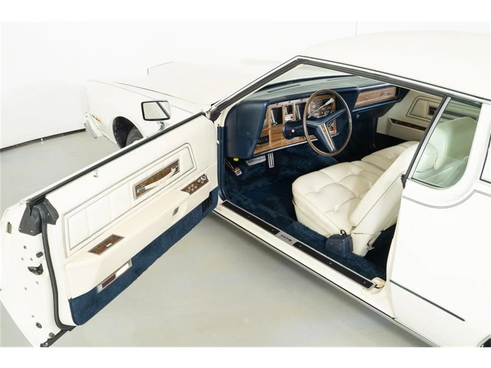 1973 Lincoln Continental 5th Gen - Image 21 of 31