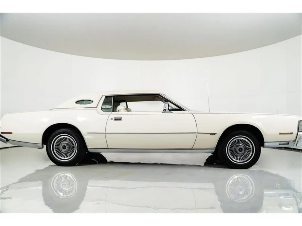 1973 Lincoln Continental 5th Gen - Image 15 of 31