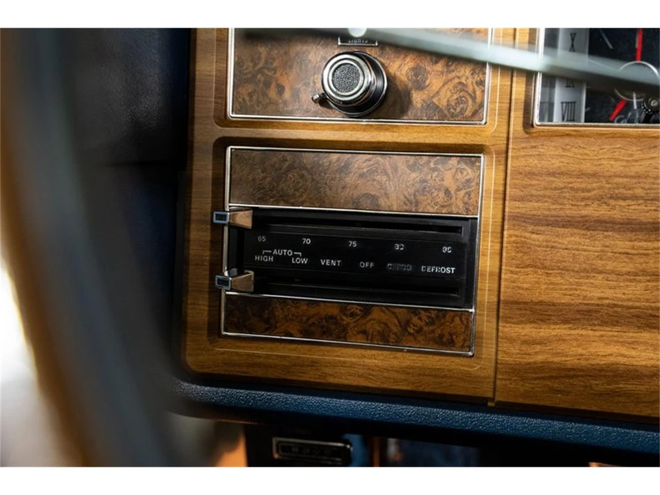 1973 Lincoln Continental 5th Gen - Image 28 of 31