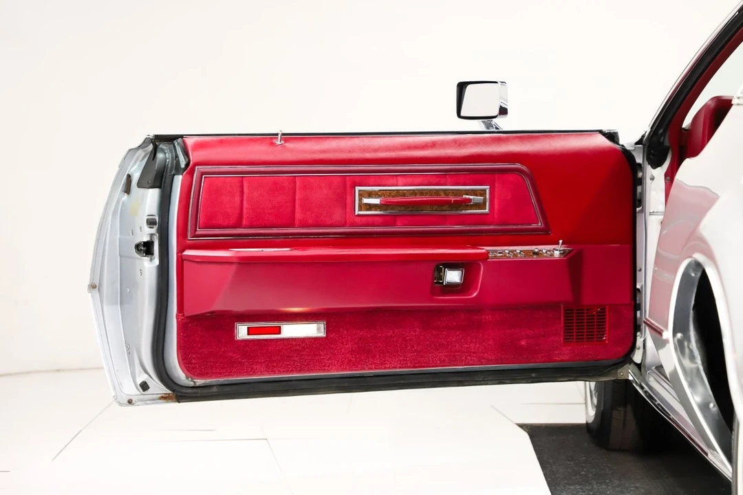 1973 Lincoln Continental Mark IV - Image 7 of 12