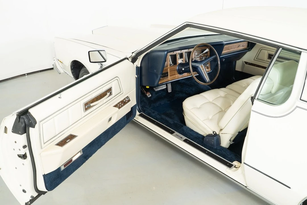1973 Lincoln Continental Mark IV - Image 23 of 31