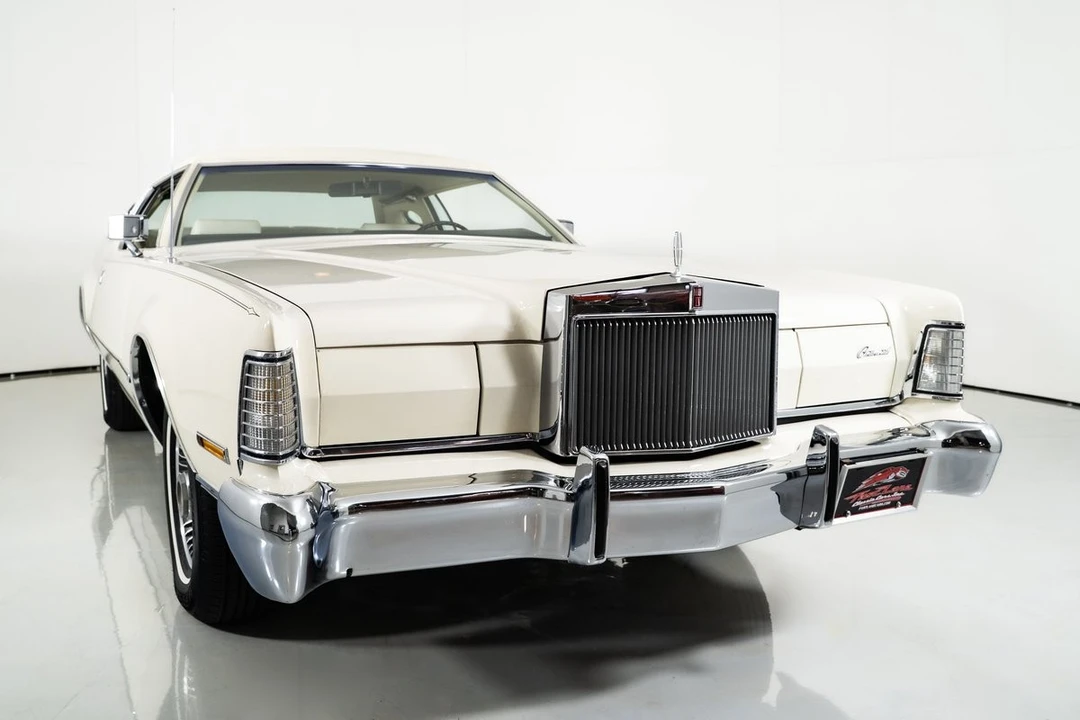 1973 Lincoln Continental Mark IV - Image 4 of 31