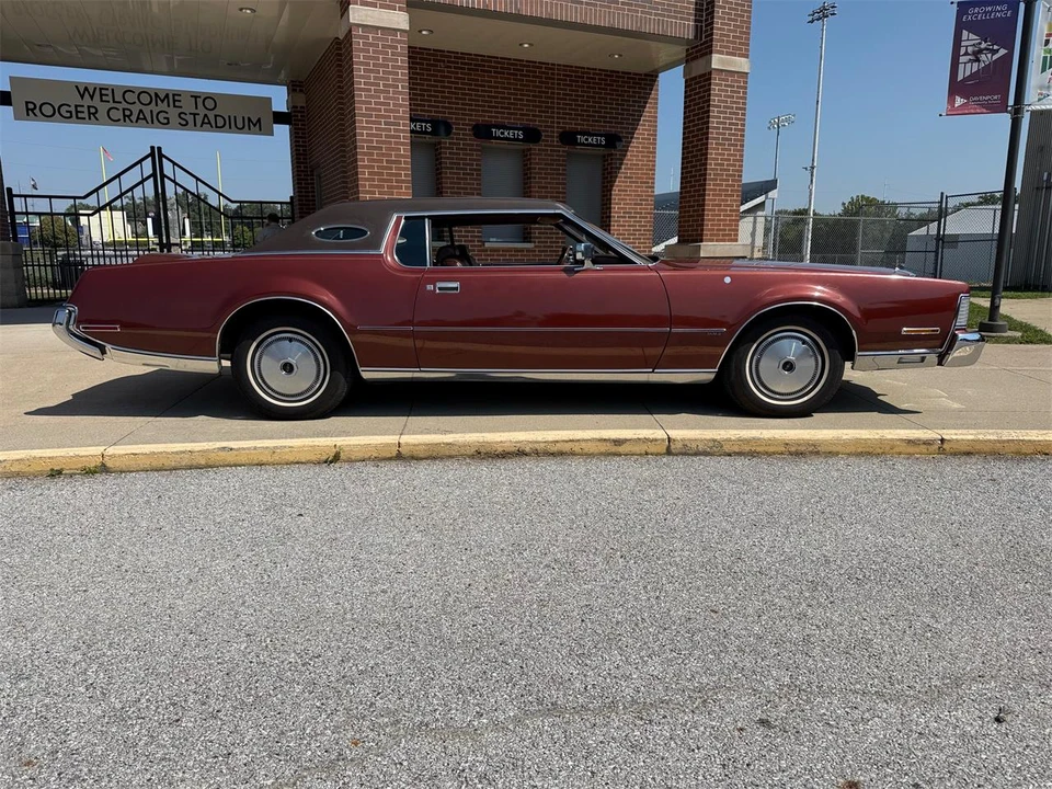 1973 Lincoln Continental Mark IV - Image 3 of 12