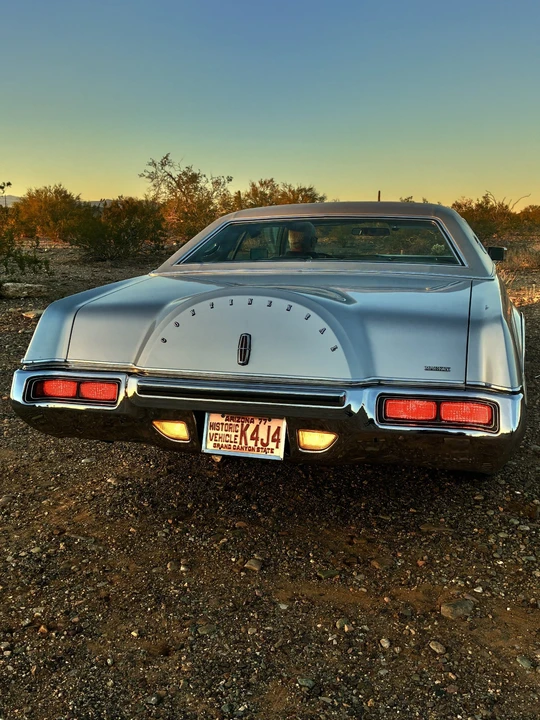 1973 Lincoln Continental Mark IV - Image 8 of 18