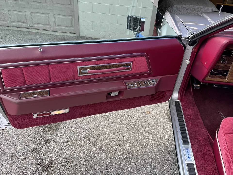 1973 Lincoln Continental Mark IV - Image 19 of 31