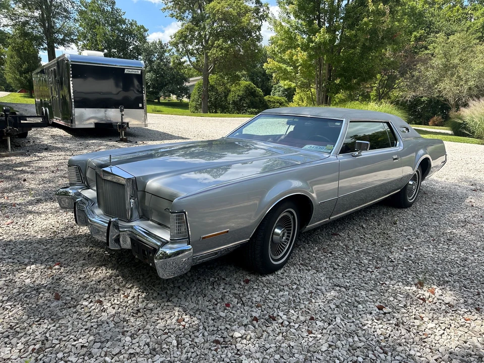1973 Lincoln Continental Mark IV - Image 2 of 31