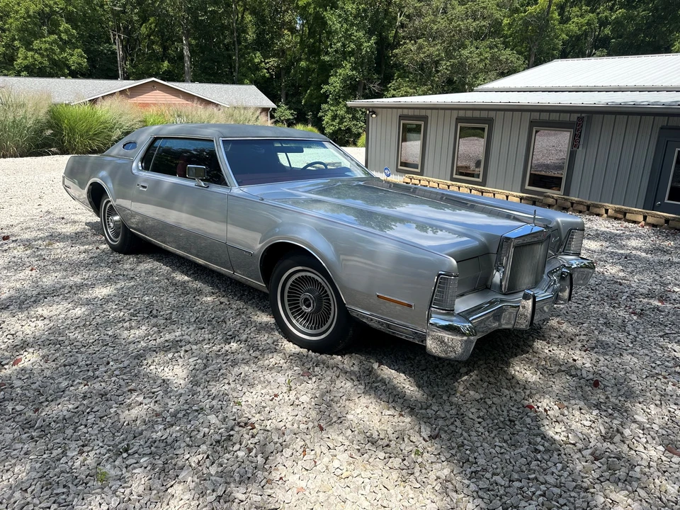 1973 Lincoln Continental Mark IV - Image 3 of 31