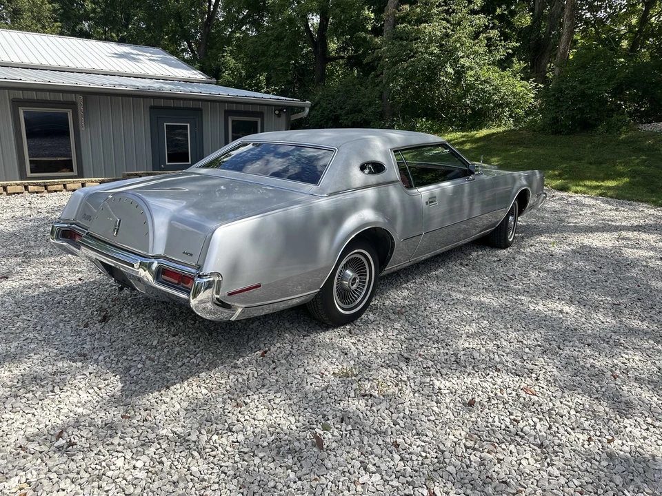 1973 Lincoln Continental Mark IV - Image 7 of 31