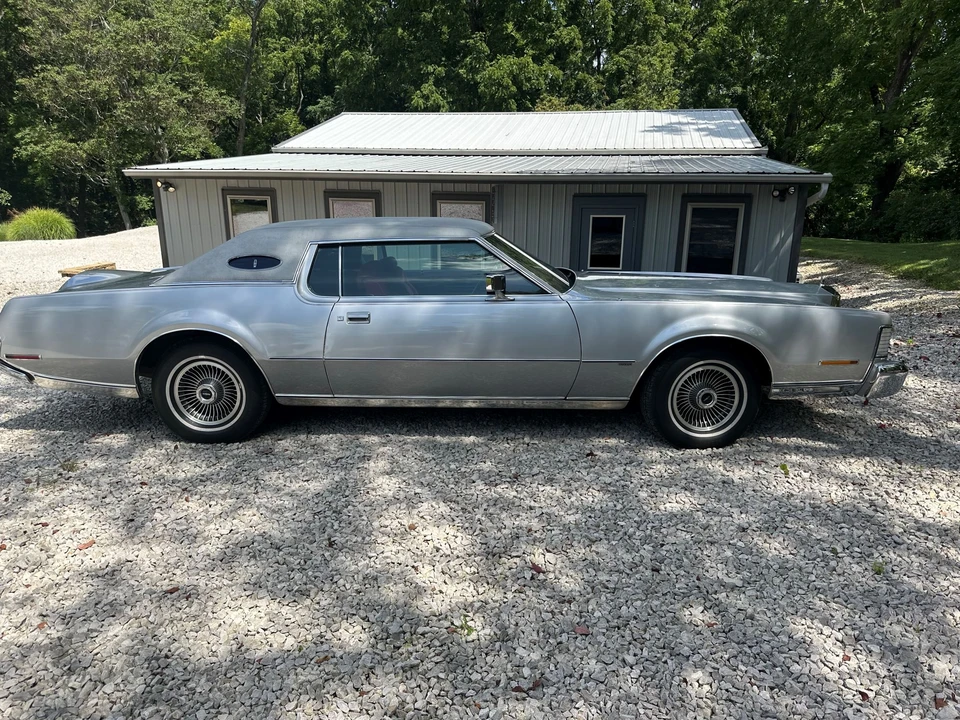 1973 Lincoln Continental Mark IV - Image 8 of 31