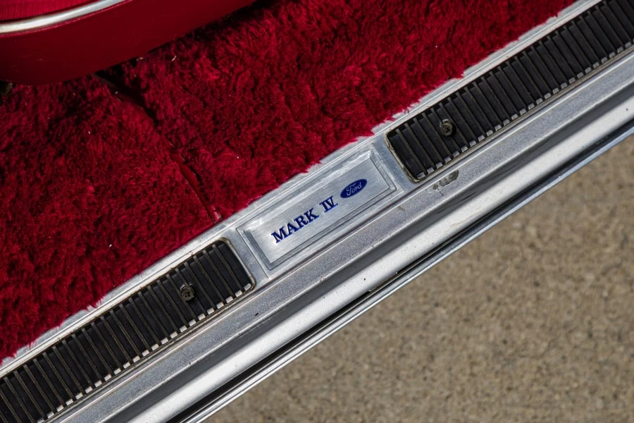 1973 Lincoln Continental Mark IV - Image 19 of 31