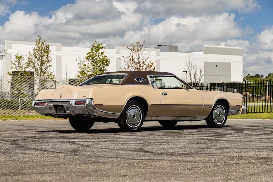 1973 Lincoln Continental Mark IV - Image 3 of 31