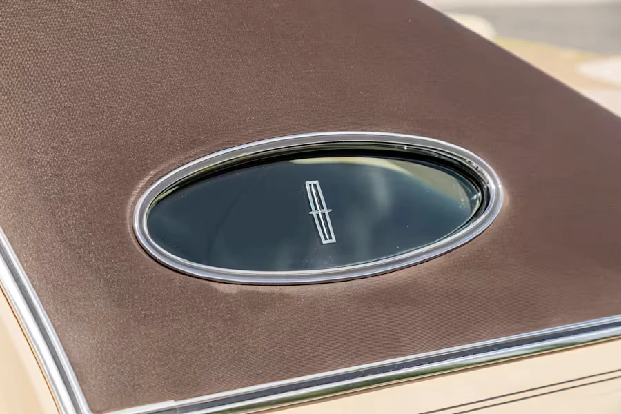 1973 Lincoln Continental Mark IV - Image 18 of 31