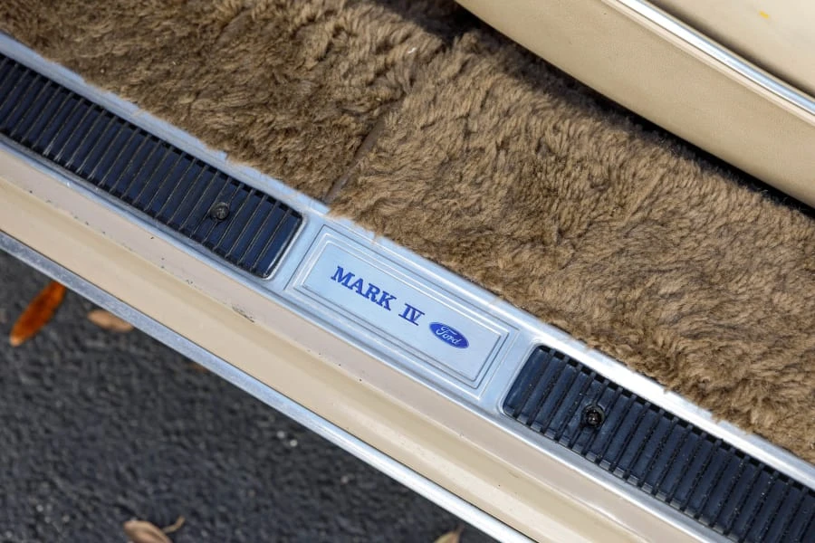 1973 Lincoln Continental Mark IV - Image 20 of 31
