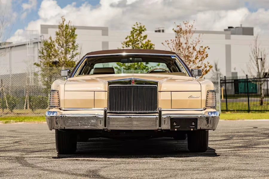 1973 Lincoln Continental Mark IV - Image 4 of 31
