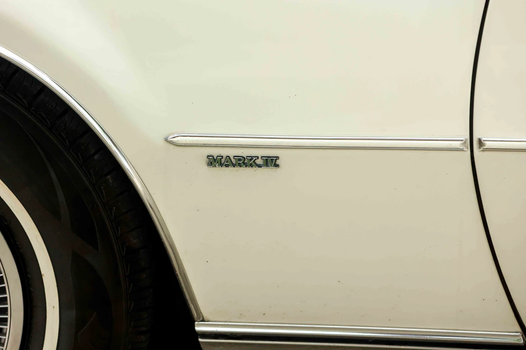1973 Lincoln Continental Mark IV - Image 10 of 31