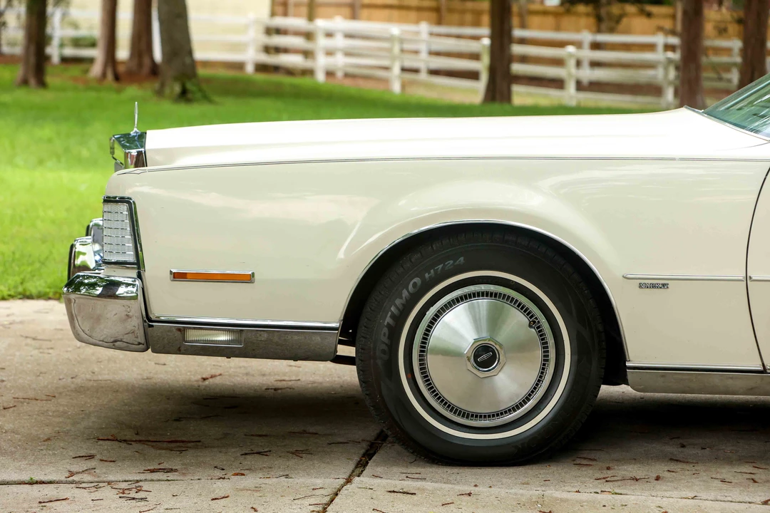 1973 Lincoln Continental Mark IV - Image 9 of 31