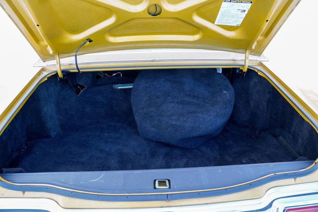 1973 Lincoln Continental Mark IV - Image 16 of 21