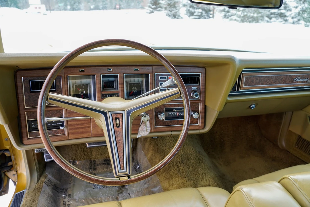 1973 Lincoln Continental Mark IV - Image 12 of 21