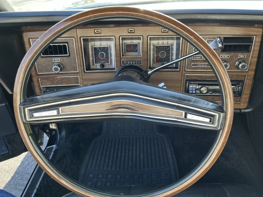 1973 Lincoln Continental Mark IV - Image 21 of 26