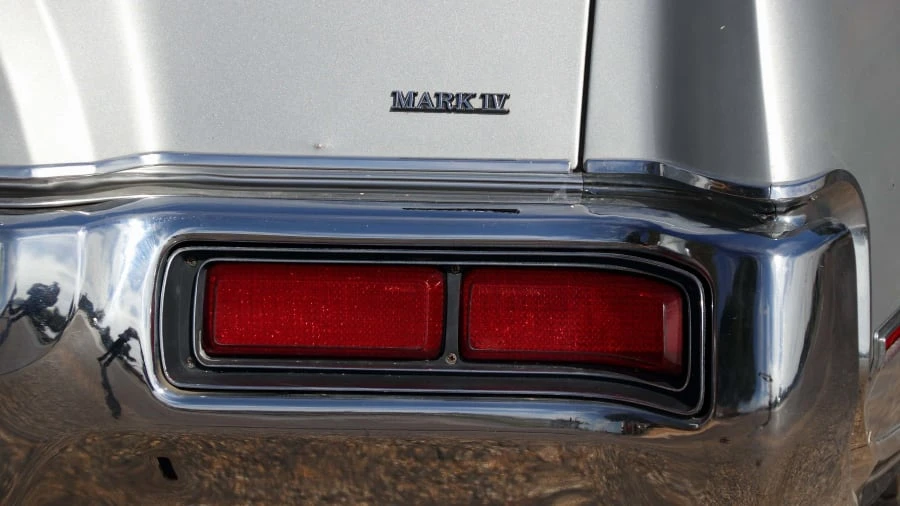 1973 Lincoln Continental Mark IV - Image 11 of 12