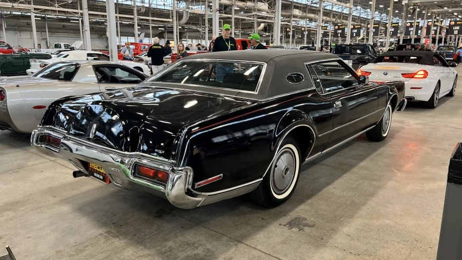 1973 Lincoln Continental Mark IV - Image 2 of 7