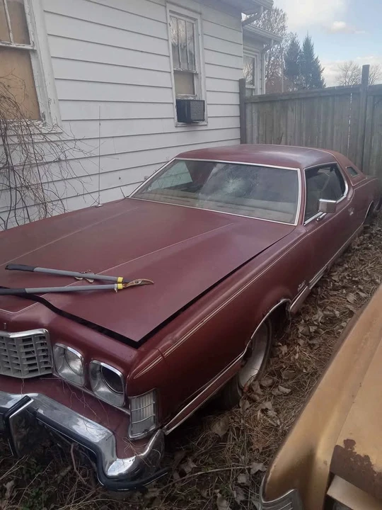 1973 Lincoln Continental 5th Gen - Image 2 of 2