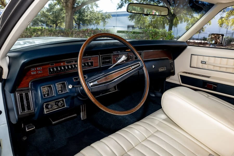 1973 Lincoln Continental 5th Gen - Image 24 of 31