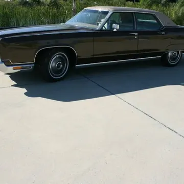 1973 Lincoln Continental Town Car