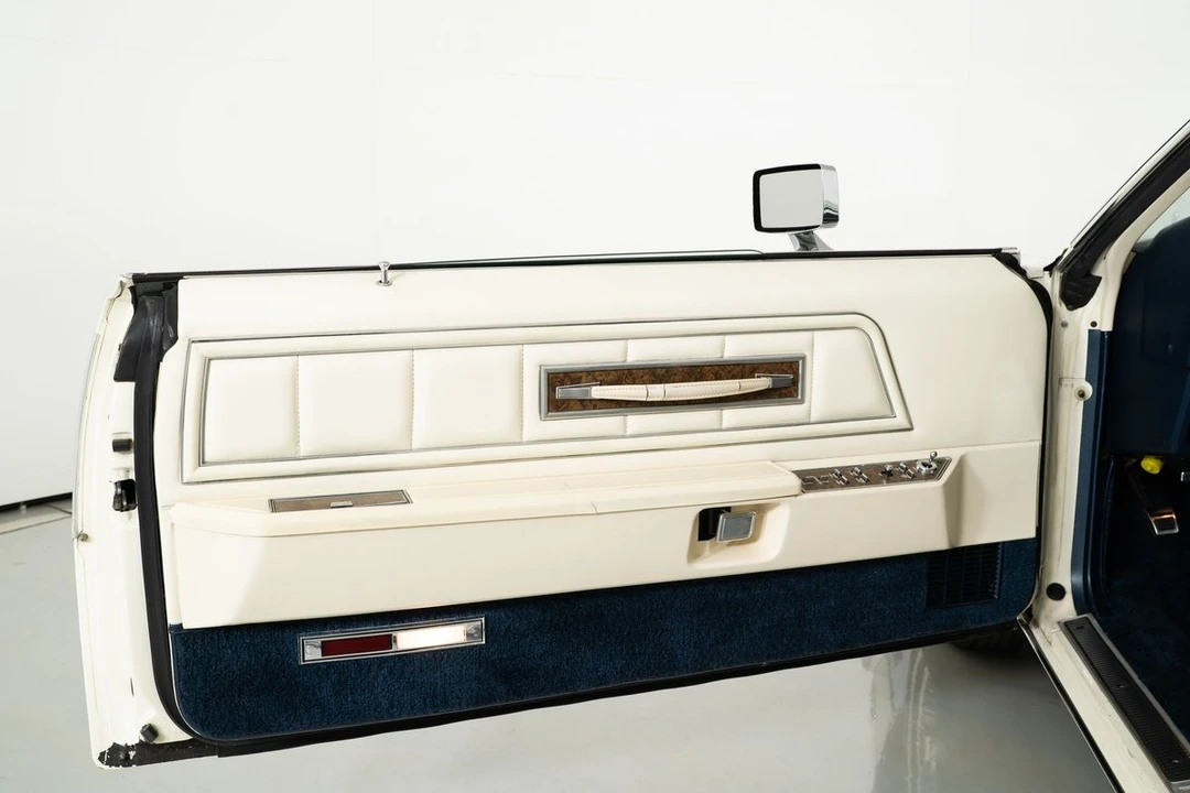 1973 Lincoln Continental Mark IV - Image 22 of 31