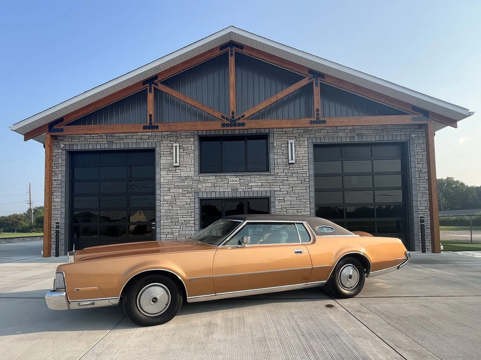 1973 Lincoln Continental Mark IV - Image 3 of 31