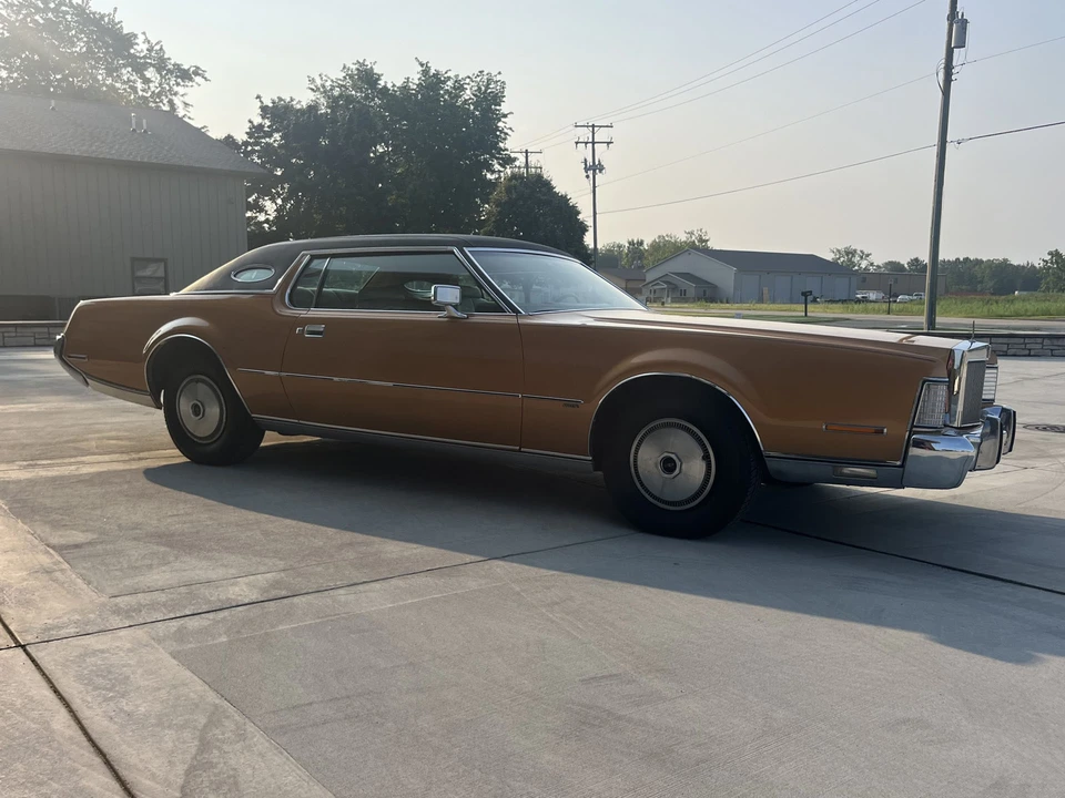 1973 Lincoln Continental Mark IV - Image 9 of 31