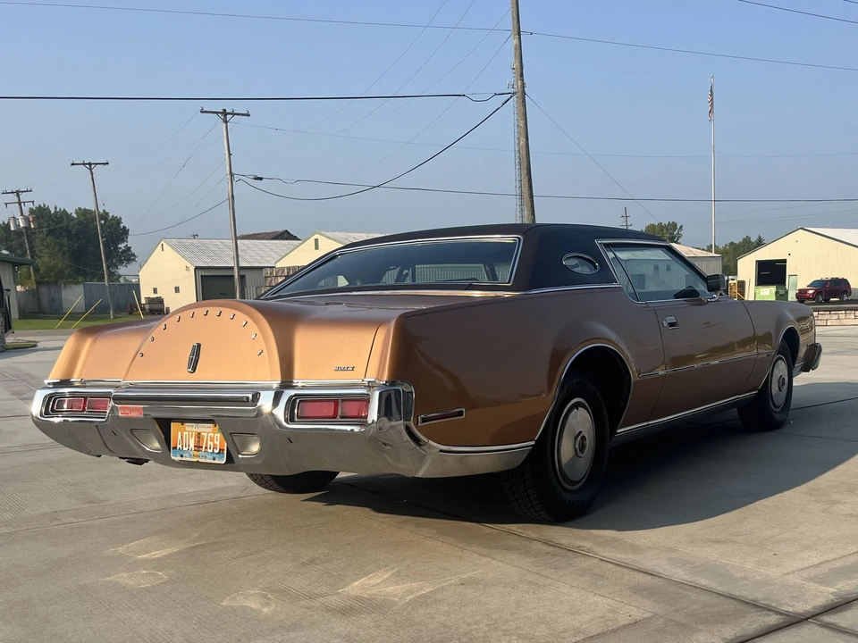 1973 Lincoln Continental Mark IV - Image 10 of 31