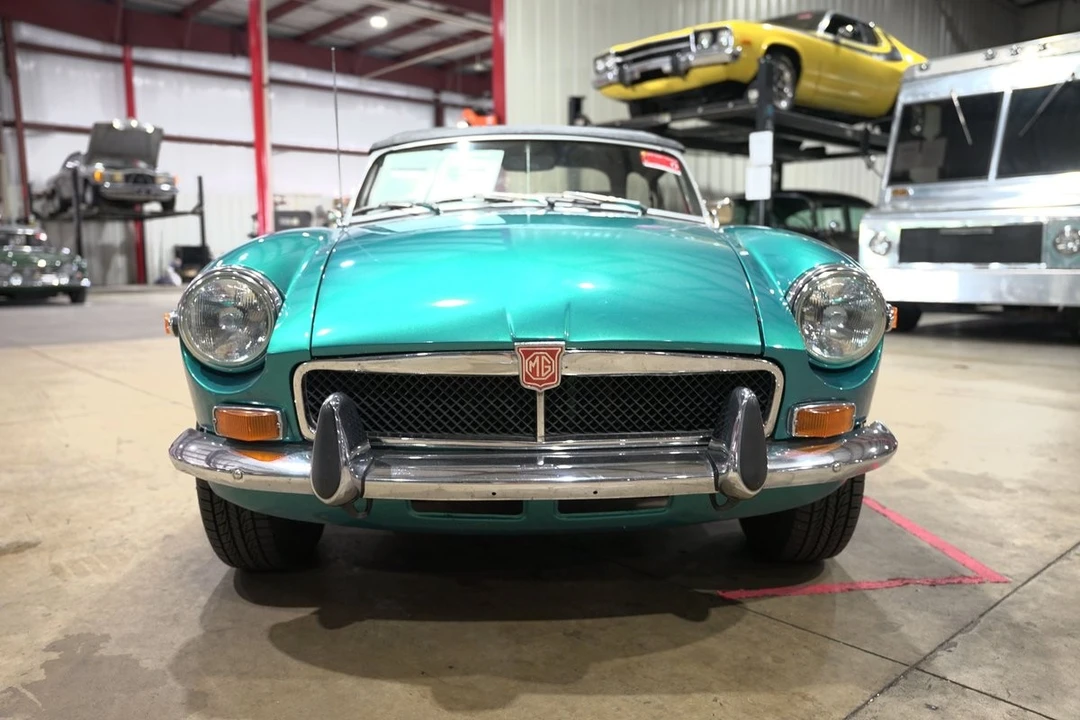 1973 MG MGB Roadster - Image 10 of 12
