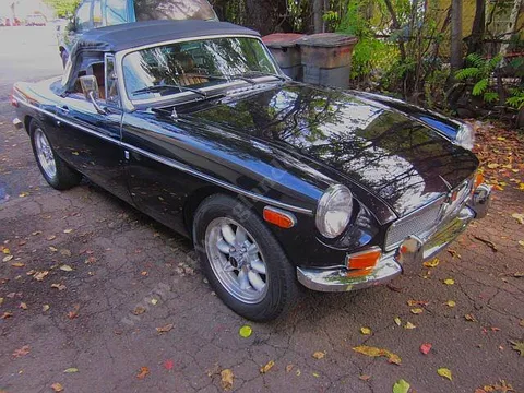 1973 MG B Roadster