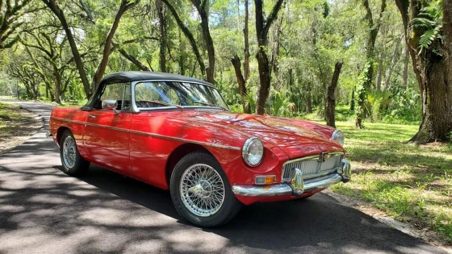 1973 MG MGB Roadster - Image 6 of 11