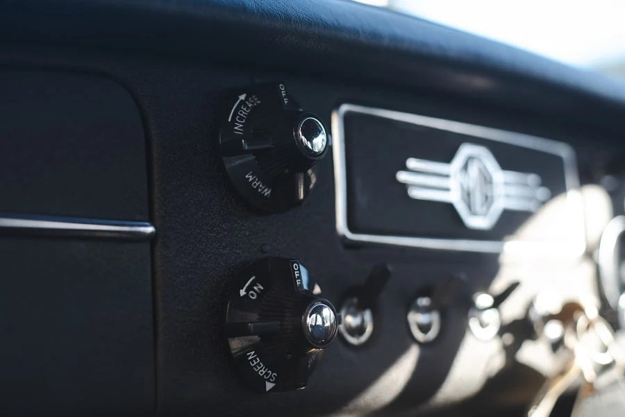 1973 MG MGB Roadster - Image 18 of 22