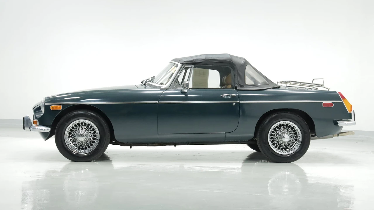 1973 MG MGB Roadster - Image 2 of 31