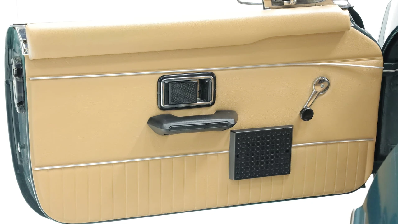 1973 MG MGB Roadster - Image 14 of 31