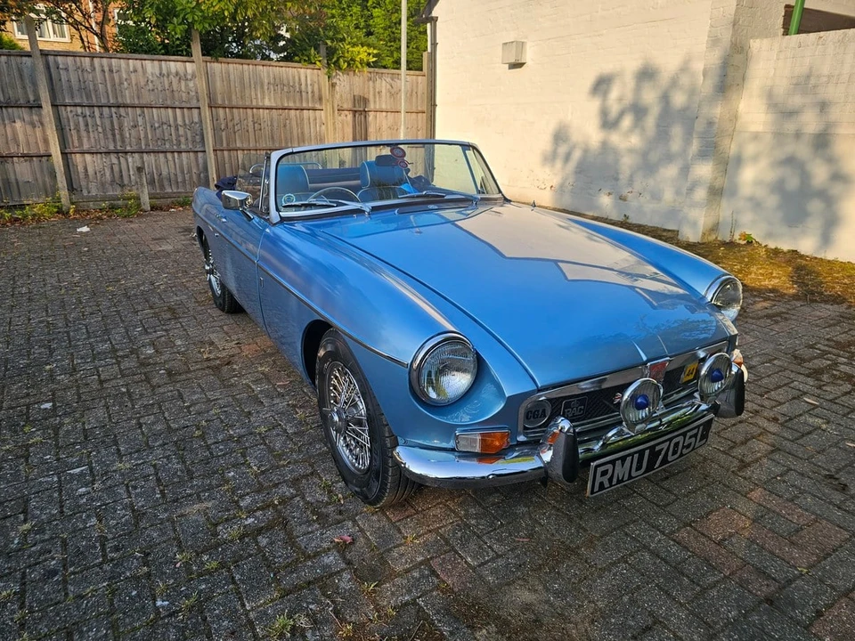 1972 MG MGB Roadster - Image 2 of 30