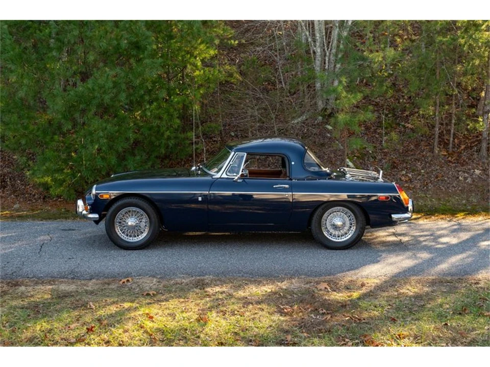 1973 MG MGB Roadster - Image 2 of 31
