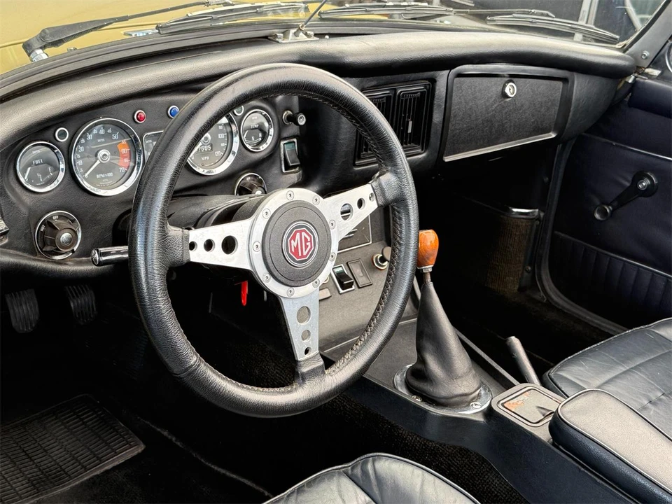 1973 MG MGB Roadster - Image 16 of 31