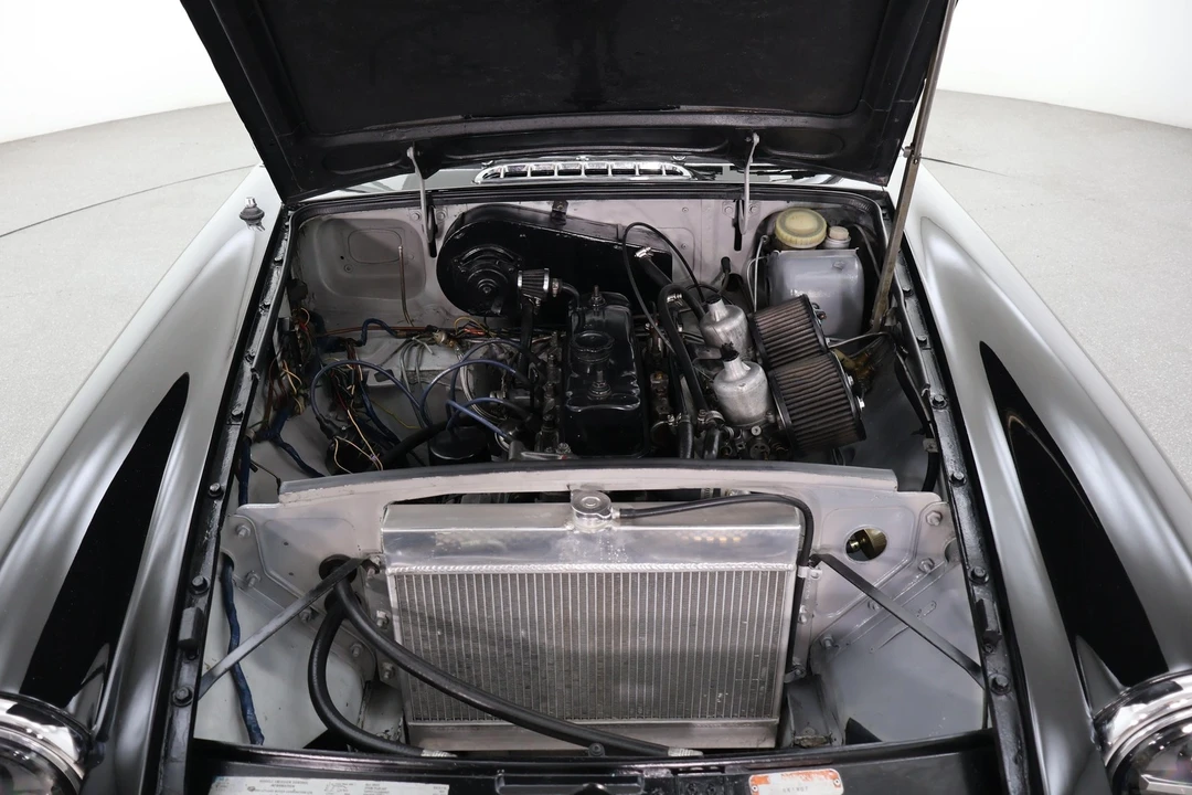1973 MG MGB GT - Image 16 of 17