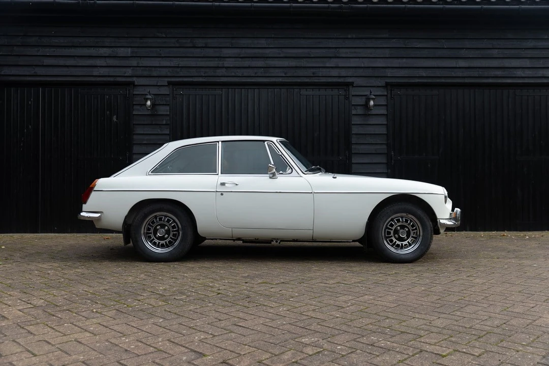 1973 MG MGB GT V8 - Image 8 of 30